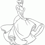 Cinderella in einem Ballkleid