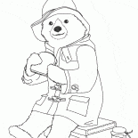 Paddington essen ein Sandwich